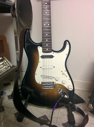 Illustration for article titled I've been slowly restoring a 60's guitar (repost for the morning)